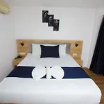 Golden Street Hotel