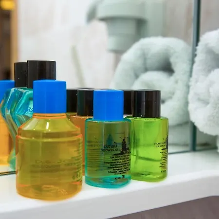 Golden Street Szálloda