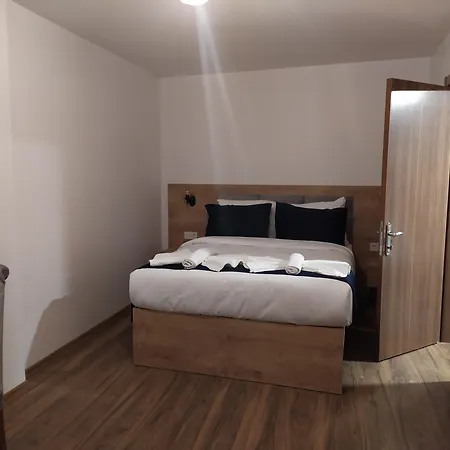 Szálloda Golden Street 3*